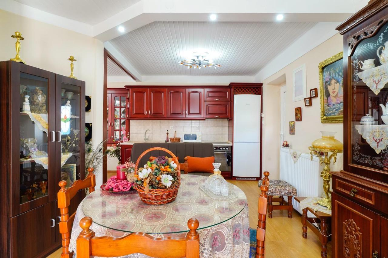 Irene'S Apartment Kastron  ภายนอก รูปภาพ
