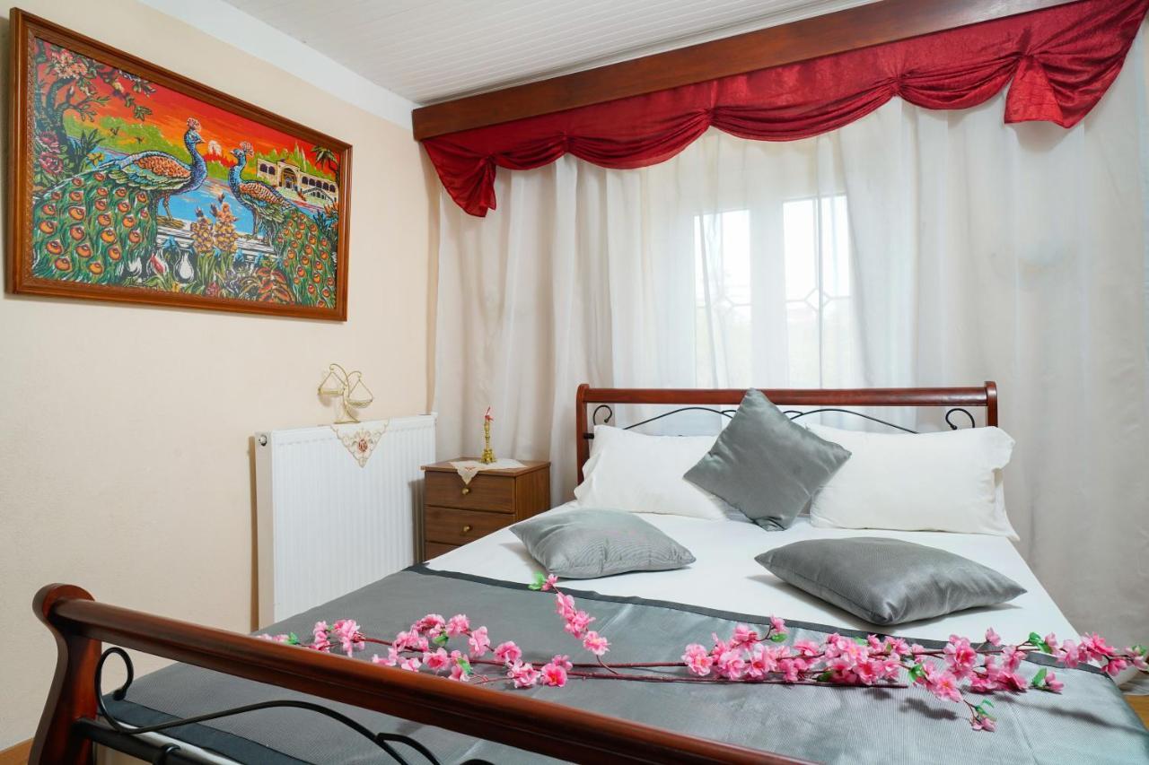 Irene'S Apartment Kastron  ภายนอก รูปภาพ