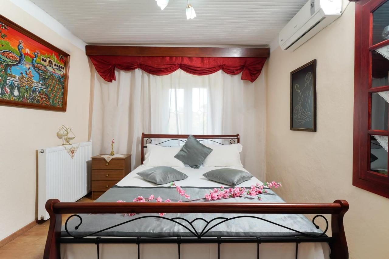 Irene'S Apartment Kastron  ภายนอก รูปภาพ